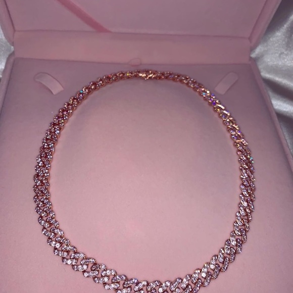 16 inch pink and rosegold mini cuban chain - Picture 3 of 3